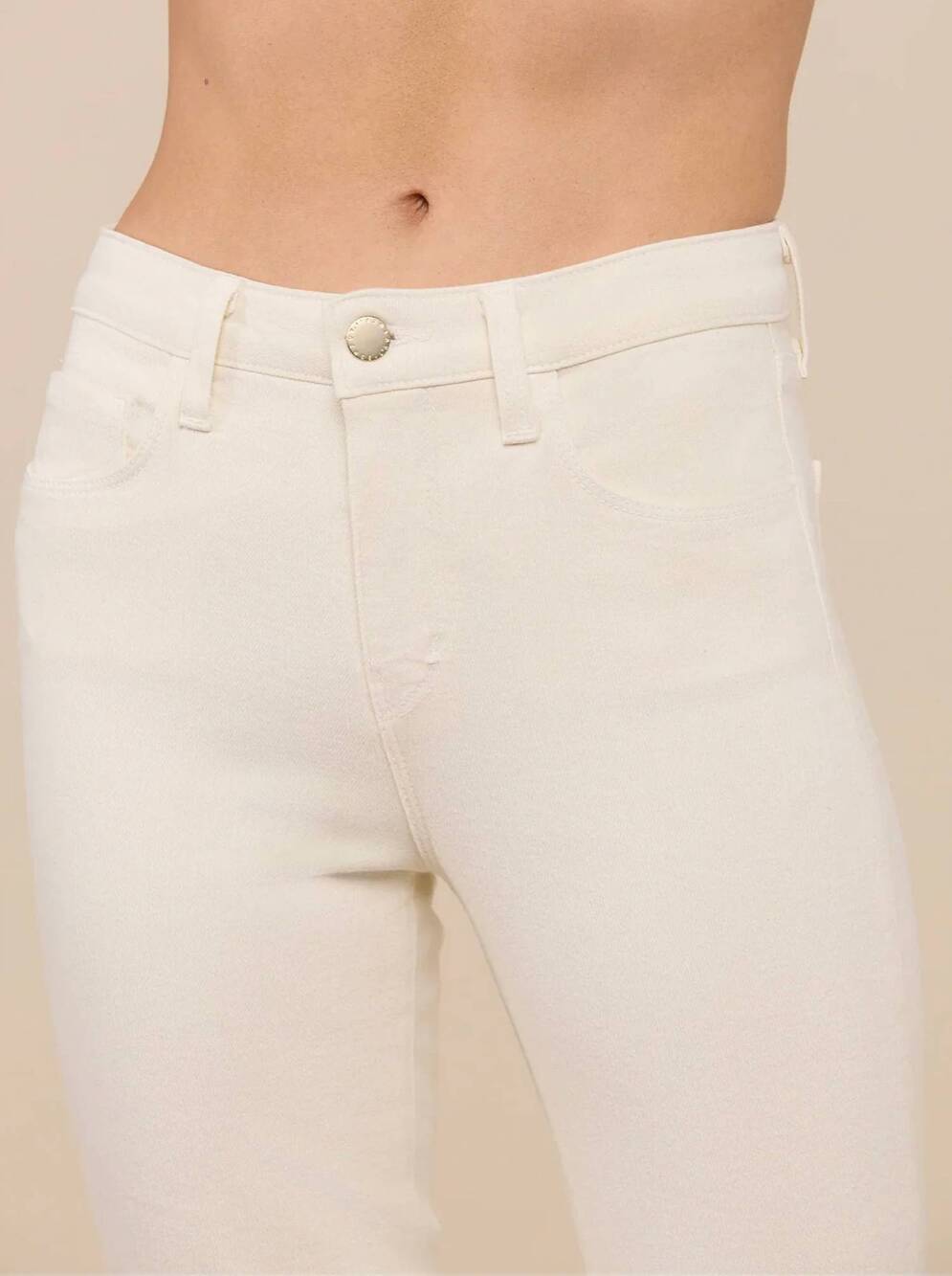 NEW L'AGENCE kendra cropped flare jean in vintage white - Picture 6 of 7